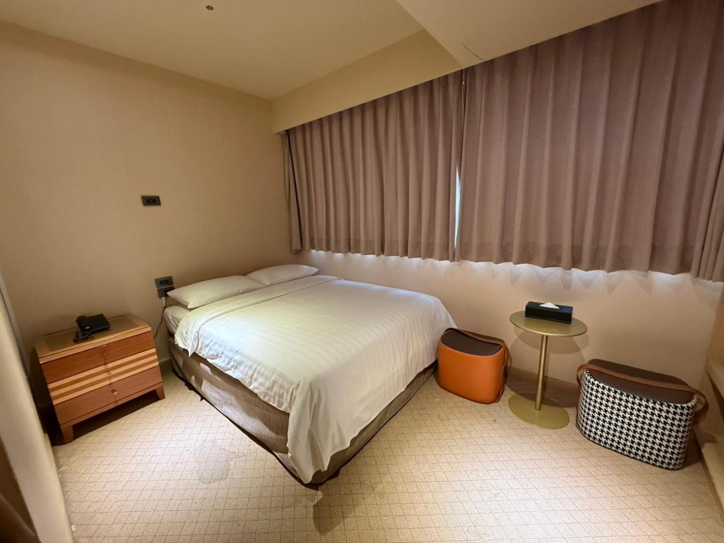 Rich & Free Hotel - Fuzhong 富逸旅趣-板橋府中館 Taipéi Exterior foto